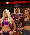 WWE_RAW_2018_09_10_720p_WEB_h264-HEEL_mp4_005419380.jpg