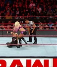 WWE_RAW_2018_09_10_720p_WEB_h264-HEEL_mp4_005710355.jpg