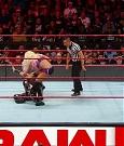 WWE_RAW_2018_09_10_720p_WEB_h264-HEEL_mp4_005710886.jpg