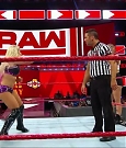 WWE_RAW_2018_09_10_720p_WEB_h264-HEEL_mp4_005873544.jpg