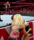 WWE_RAW_2018_09_10_720p_WEB_h264-HEEL_mp4_005922313.jpg