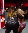 WWE_RAW_2018_09_24_720p_WEB_h264-HEEL_mp4_006127485.jpg