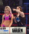 WWE_RAW_2019_07_15_720p_WEB_h264-HEEL_mp4_004478934.jpg