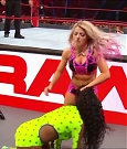 WWE_RAW_2019_07_15_720p_WEB_h264-HEEL_mp4_005150422.jpg