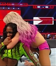 WWE_RAW_2019_07_15_720p_WEB_h264-HEEL_mp4_005431336.jpg