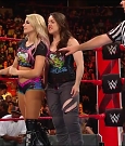 WWE_RAW_2019_08_19_720p_WEB_h264-HEEL_mp4_005734667.jpg