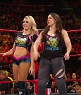 WWE_RAW_2019_08_19_720p_WEB_h264-HEEL_mp4_005738187.jpg