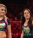 WWE_RAW_2019_08_19_720p_WEB_h264-HEEL_mp4_005759908.jpg