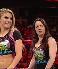 WWE_RAW_2019_08_19_720p_WEB_h264-HEEL_mp4_005760693.jpg