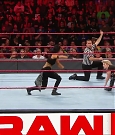 WWE_RAW_2019_08_19_720p_WEB_h264-HEEL_mp4_005803419.jpg