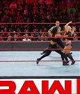 WWE_RAW_2019_08_19_720p_WEB_h264-HEEL_mp4_005804019.jpg