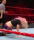 WWE_RAW_2019_08_19_720p_WEB_h264-HEEL_mp4_005857573.jpg