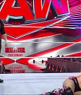 WWE_RAW_30th_May_2022_720p_WEBRip_h264_mp4_003271490.jpg