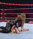 WWE_RAW_30th_May_2022_720p_WEBRip_h264_mp4_003300719.jpg