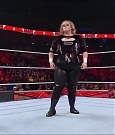 WWE_RAW_30th_May_2022_720p_WEBRip_h264_mp4_003396015.jpg