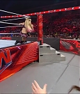 WWE_RAW_30th_May_2022_720p_WEBRip_h264_mp4_003422841.jpg