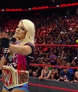 WWE_Raw_05_15_17_720p_HDTV_H264-XWT_mp4_003287522.jpg