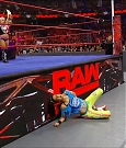 WWE_Raw_05_29_17_720p_HDTV_H264-XWT_mp4_005371239.jpg