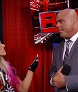 WWE_Raw_06_05_17_720p_HDTV_H264-XWT_mp4_001937842.jpg