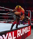 WWE_Royal_Rumble_2019_PPV_720p_WEB_h264-HEEL_mp4_008820244.jpg