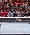 WWE_Royal_Rumble_2020_PPV_720p_WEB_h264-HEEL_mp4_002385800.jpg