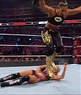 WWE_Royal_Rumble_2020_PPV_720p_WEB_h264-HEEL_mp4_002480700.jpg