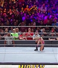 WWE_Royal_Rumble_2020_PPV_720p_WEB_h264-HEEL_mp4_002522500.jpg