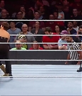 WWE_Royal_Rumble_2020_PPV_720p_WEB_h264-HEEL_mp4_002527900.jpg