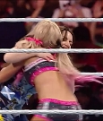 WWE_Royal_Rumble_2020_PPV_720p_WEB_h264-HEEL_mp4_002631200.jpg