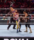 WWE_Royal_Rumble_2020_PPV_720p_WEB_h264-HEEL_mp4_002639867.jpg