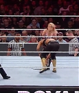 WWE_Royal_Rumble_2020_PPV_720p_WEB_h264-HEEL_mp4_002679134.jpg