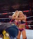 WWE_Royal_Rumble_2020_PPV_720p_WEB_h264-HEEL_mp4_002763000.jpg