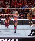 WWE_Royal_Rumble_2020_PPV_720p_WEB_h264-HEEL_mp4_003371100.jpg