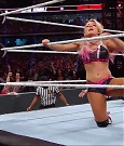 WWE_Royal_Rumble_2020_PPV_720p_WEB_h264-HEEL_mp4_003679600.jpg