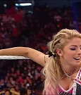 WWE_Royal_Rumble_2020_PPV_720p_WEB_h264-HEEL_mp4_003686267.jpg