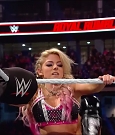 WWE_Royal_Rumble_2020_PPV_720p_WEB_h264-HEEL_mp4_003957267.jpg