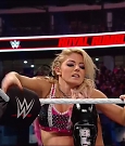 WWE_Royal_Rumble_2020_PPV_720p_WEB_h264-HEEL_mp4_003957900.jpg