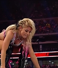 WWE_Royal_Rumble_2020_PPV_720p_WEB_h264-HEEL_mp4_003961967.jpg