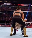 WWE_Royal_Rumble_2020_PPV_720p_WEB_h264-HEEL_mp4_003969967.jpg