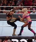 WWE_Royal_Rumble_2020_PPV_720p_WEB_h264-HEEL_mp4_003984767.jpg