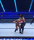 WWE_SmackDown_2020_03_13_720p_WEB_h264-HEEL_mp4_000586435.jpg