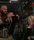 WWE_SmackDown_2020_05_01_720p_WEB_h264-HEEL_mp4_001490038.jpg