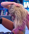 WWE_SmackDown_2020_05_29_720p_WEB_h264-HEEL_mp4_002964961.jpg