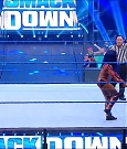 WWE_SmackDown_2020_07_10_720p_WEB_h264-HEEL_mp4_002071819.jpg