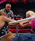 WWE_TLC_2017_PPV_720p_WEB_h264-HEEL_mp4_003166368.jpg