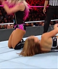 WWE_TLC_2017_PPV_720p_WEB_h264-HEEL_mp4_003211740.jpg