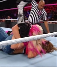 WWE_TLC_2017_PPV_720p_WEB_h264-HEEL_mp4_003222397.jpg