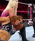 WWE_TLC_2017_PPV_720p_WEB_h264-HEEL_mp4_003274164.jpg