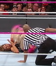 WWE_TLC_2017_PPV_720p_WEB_h264-HEEL_mp4_003303604.jpg