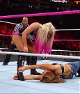 WWE_TLC_2017_PPV_720p_WEB_h264-HEEL_mp4_003323891.jpg